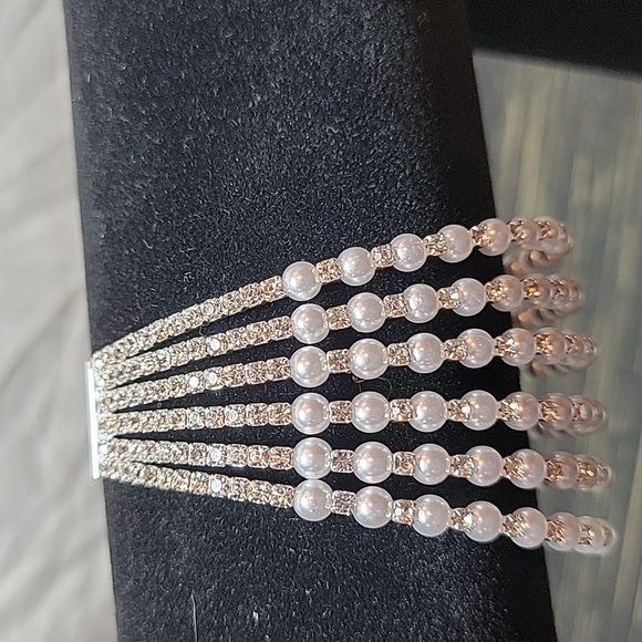 Faux Pearl and Rhinestone Layered Bracelet Cuff - Picture 3 of 5
